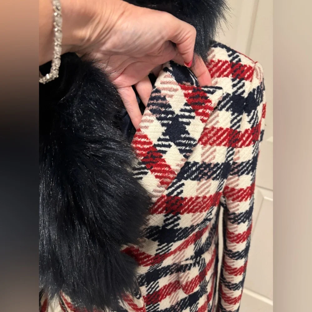 Boden Tweed Wool Blend Coat With Removable Faux Fur Collar - Picture 12 of 16